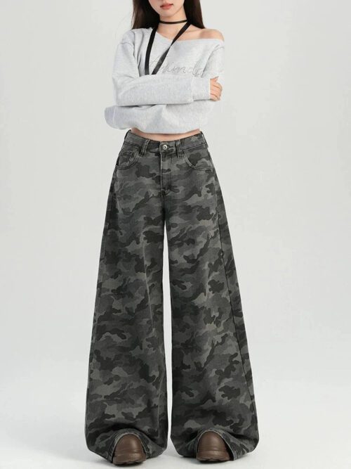 Y2K Camo Baggy Jeans