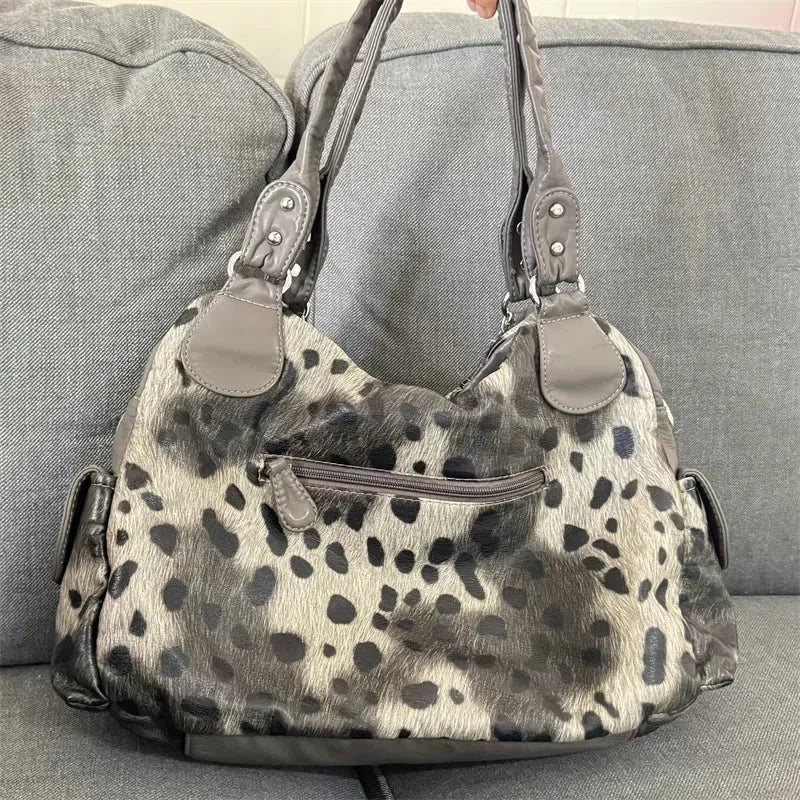 Y2K Leopard Faux Fur Bag - Image 3